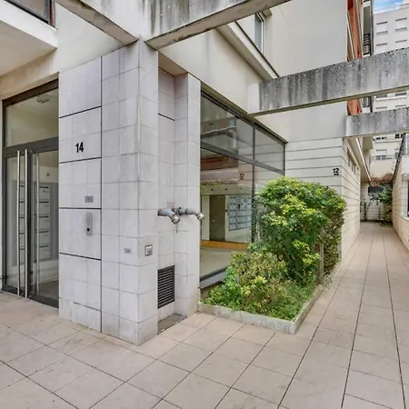 Chic Apart With Parking Courbevoie