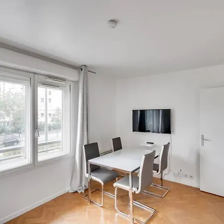Apartament Chic Apart With Parking *